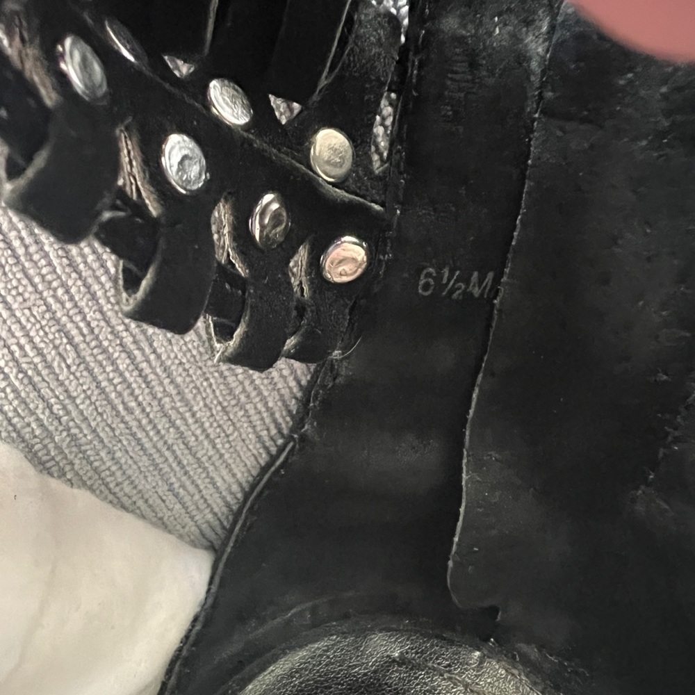 Vince Camuto Black Suede Studded Heels Size 6.5 - Picture 7 of 7